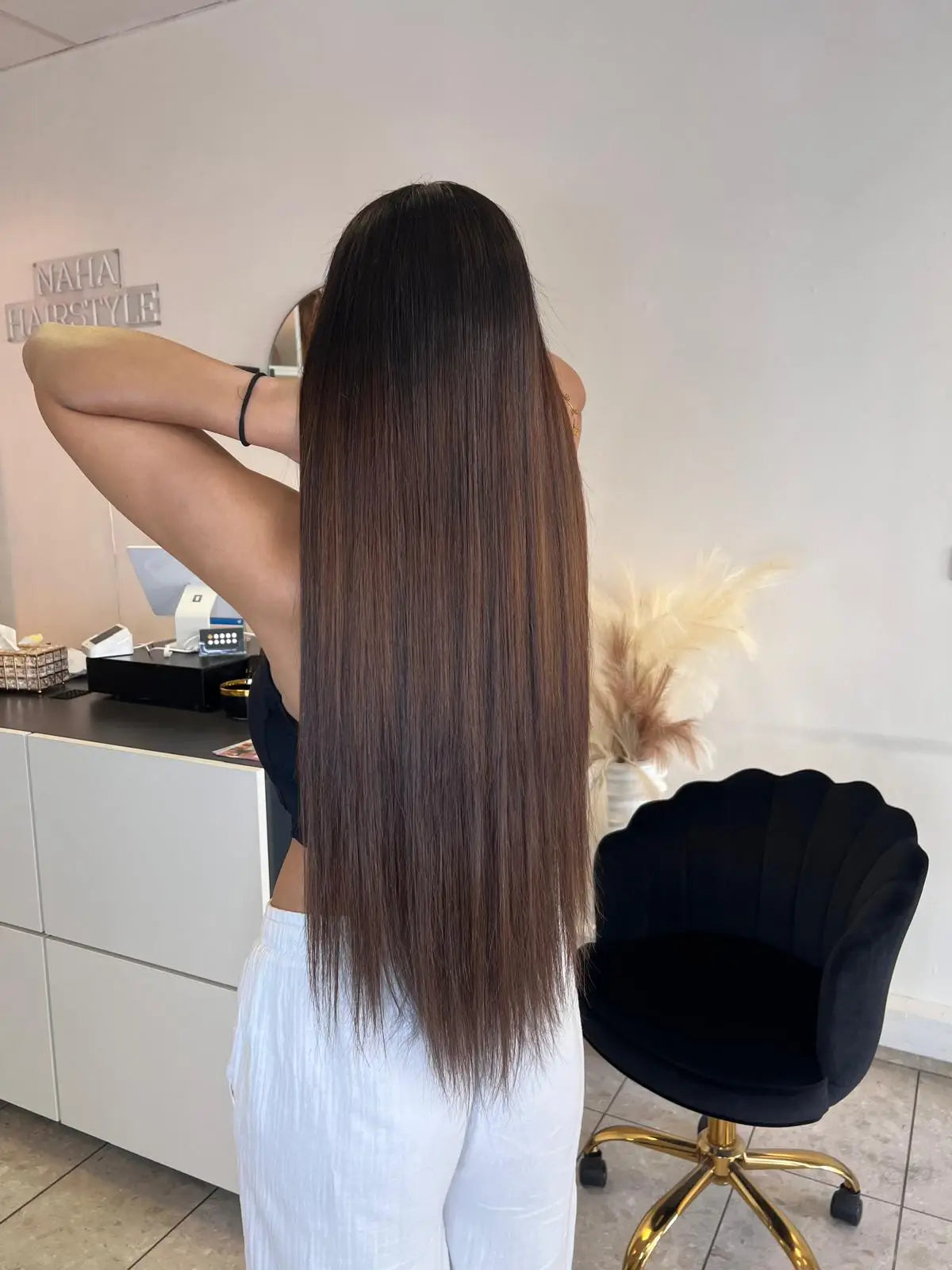 Extensions Raw Hair Lisses Châtain #2 : La Teinte Universelle qui Va à Tout le Monde
